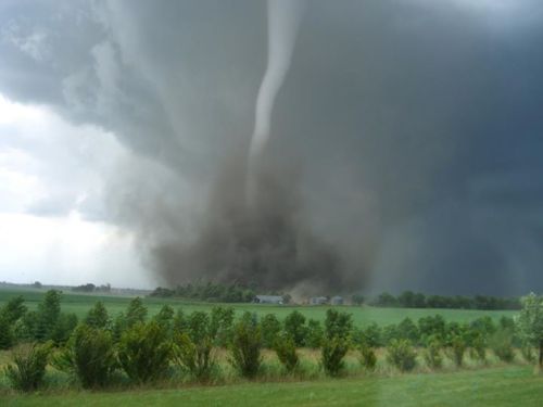 Scientists are now working on another way to improve tornado prediction. It involves using gravity w