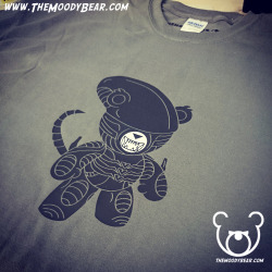 moody-bear:  They Mostly Come out at Night… Mostly…  The XENO-BEAR http://www.themoodybear.com http://www.facebook.com/moodybeart http://www.instagram.com/themoodybear http://www.twitter.com/themoodybear http://moody-bear.tumblr.com/