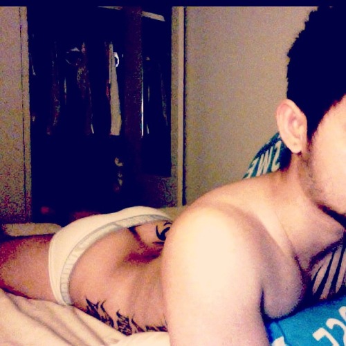 melbourneasianboy:  Life is short :D