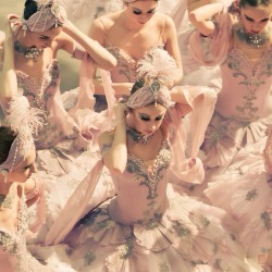 katbot:  Mikhailovsky Ballet dancers in ‘Le