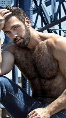 Fur, Tats, Leather and Scruff...