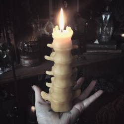 poisonappleprintshop:Preparing to burn that midnight oil. 🌚 Candle from @gravediggercandles 🕯 #gravediggercandles