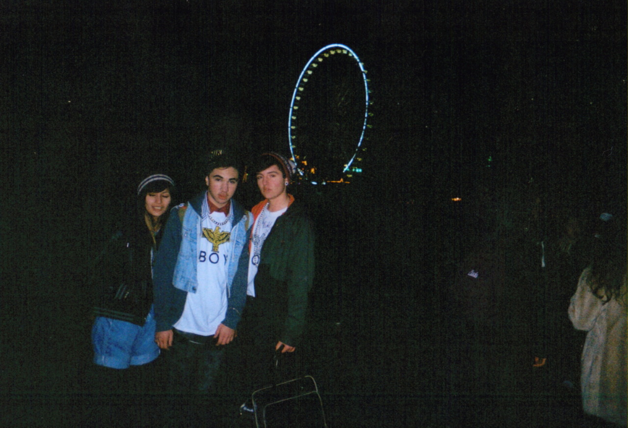 rebelling-youth:  ✞ free grunge here, follow back similar ✞ golden-fag:  love