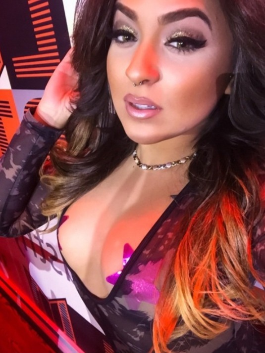 stripclublockerroom:  https://www.instagram.com/jadastarsz