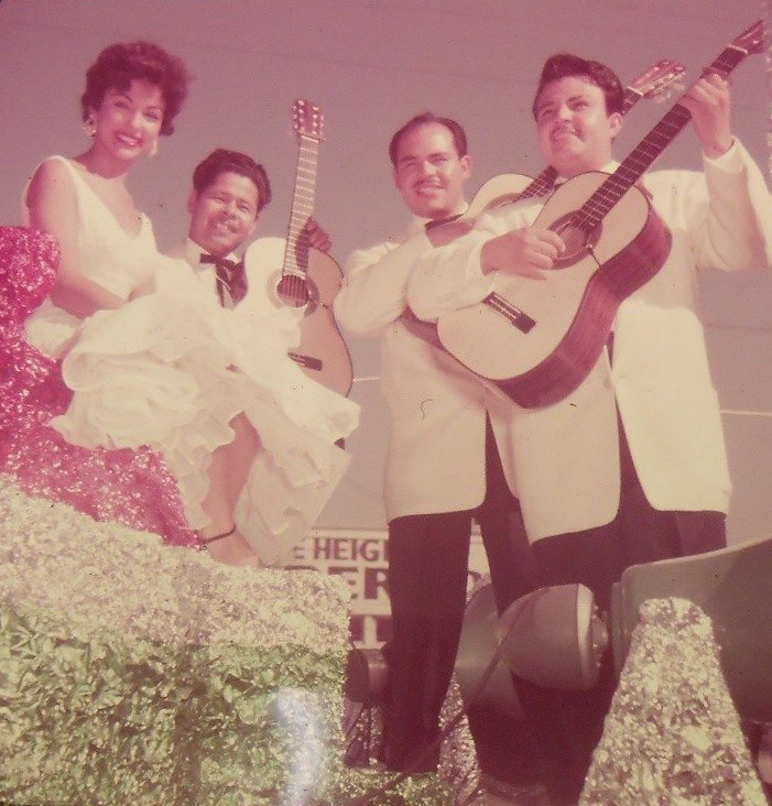 girl-o-matic:  L.A. Mexican Fiesta festival - c. 1940s - 1950s 