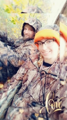 thingssthatmakemewet:Hunting date with babe 🥰😍😁@mossyoakmaster  Another