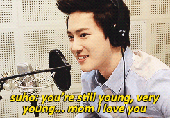 oh-luhans:  suho getting emotional but his crying face… 