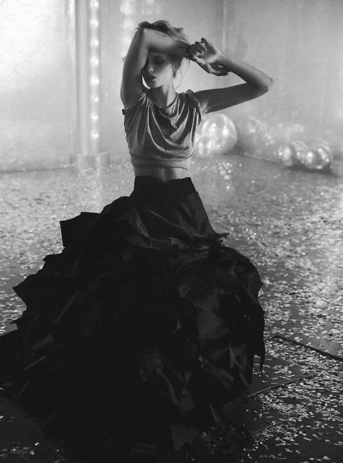 senyahearts:  Abbey Lee Kershaw in “Ballroom Blitz” for Vogue Australia, April 2014. Photographed by: Will Davidson  