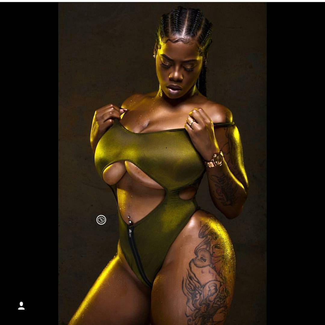 theblackebony:  Ebony beauty.   #models #ebonymodels #theblackebony #photography