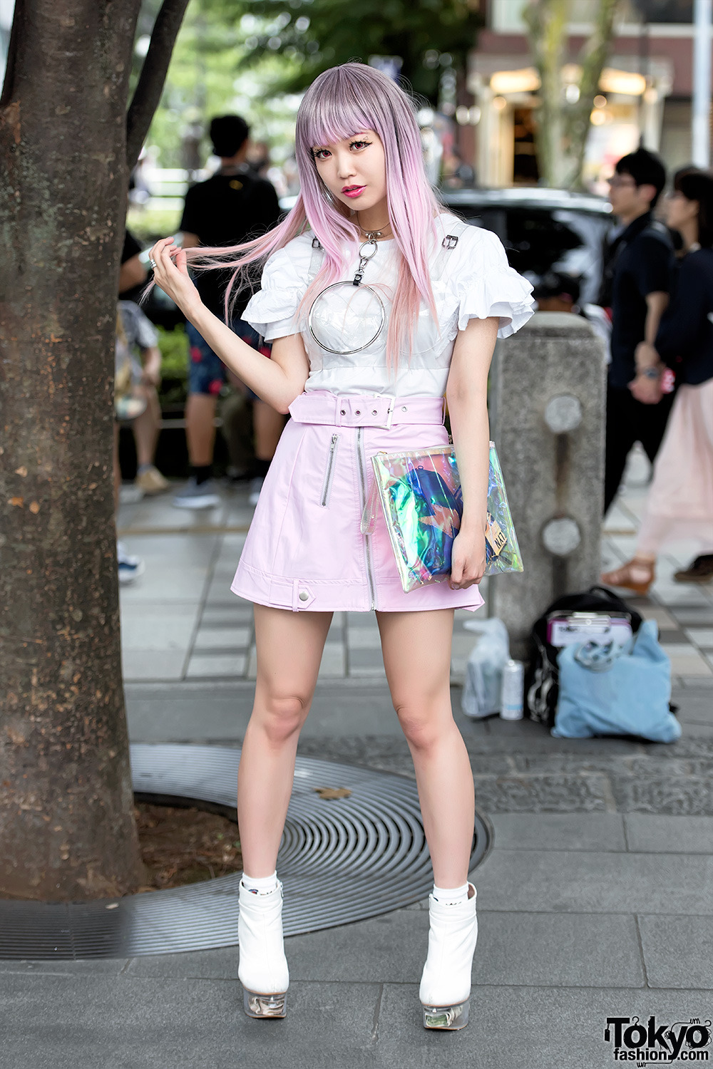 tokyo-fashion:  Japanese singer - and Monster Girl Crazy at the Kawaii Monster Cafe