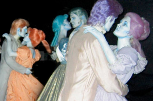 disney-park-junkie:Closeup study of ballroom ghost couples, from WDW’s Haunted Mansion. These ghosts