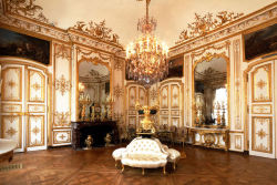versaillesadness:Château de Chantilly, Chantilly,