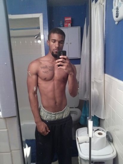 scorpius21:  jadefristarz:  bigdick9in:  homohautblk:  whtbttm4blktops:  shit-gets-real-when:  Big dick nigga  Holy FUK I want this man  (via TumbleOn)  Sexy   http://jadefristarz.tumblr.com  Black male pornblog http://scorpius21.tumblr.com/