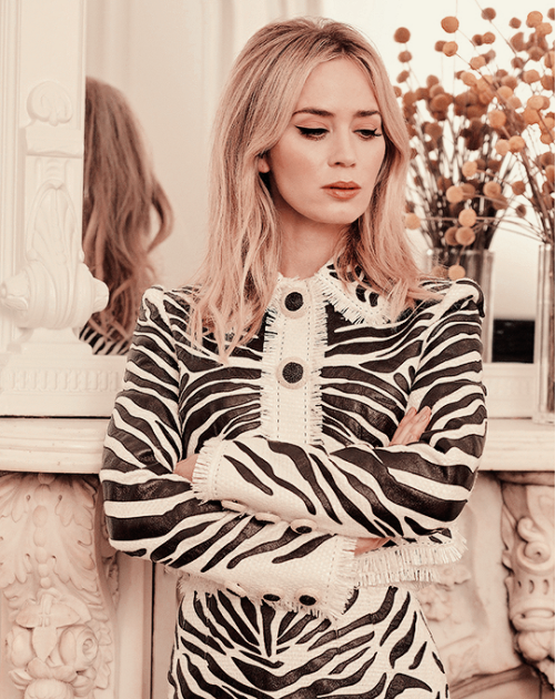 Emily Blunt Harper’s Bazaar Magazine Scans (&frac12;)