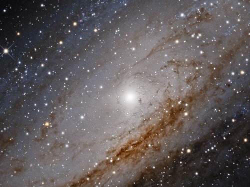 just–space:  Andromedas Core 
