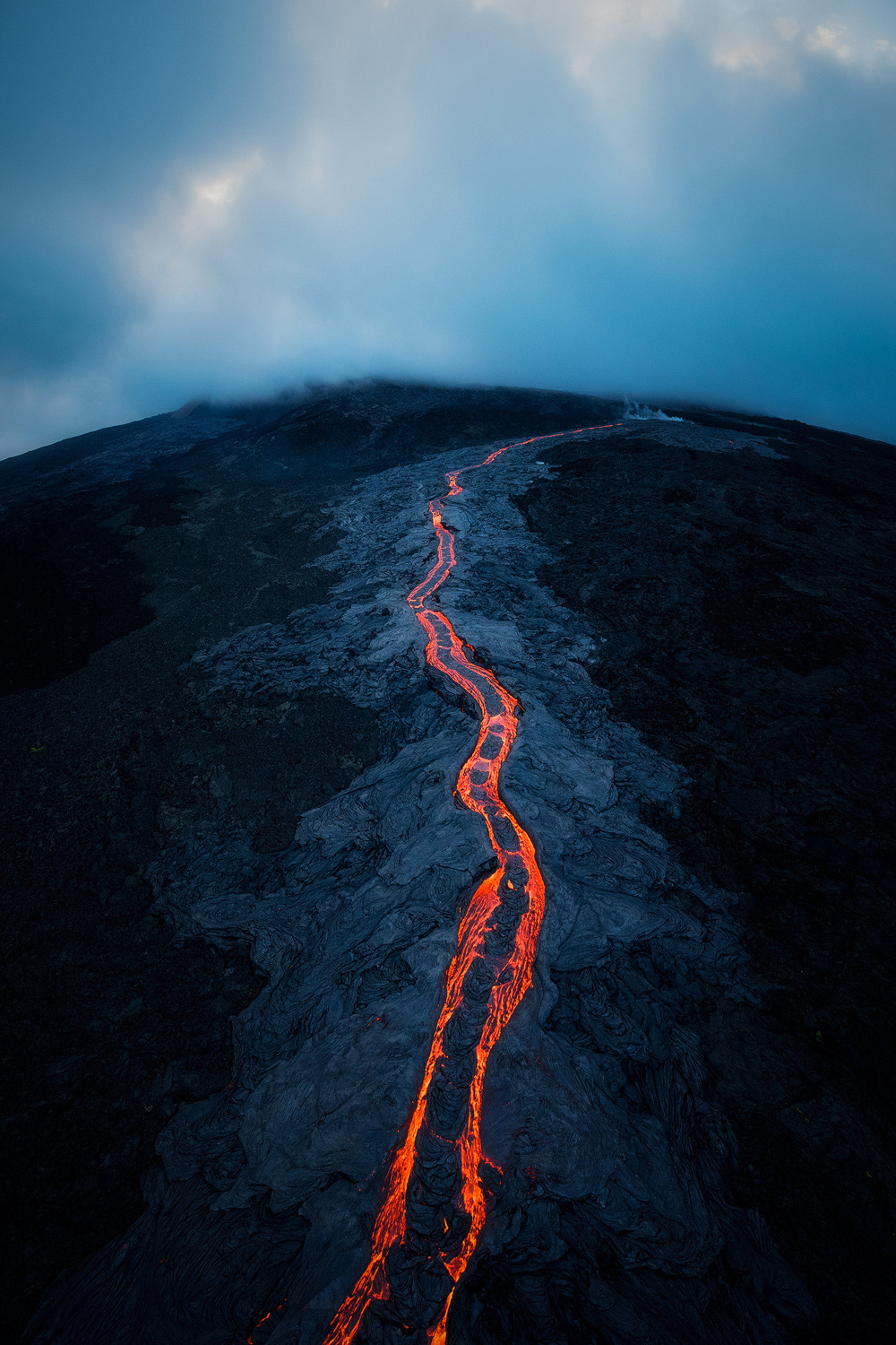 banshy:  Hot Finger // Tom Kualii 
