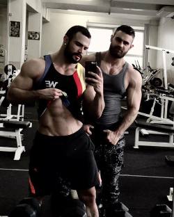 beardburnme:  “Gym time 💪💪💪” by @konstantinkamynin on Instagram http://ift.tt/21g3E7s
