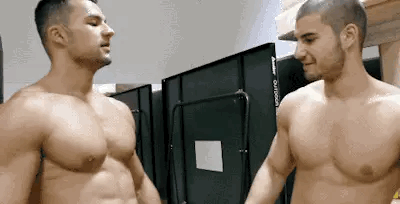 keepemgrowing2:maxx-magnum:&ldquo;Damn, bro&hellip; your tits are even bigger