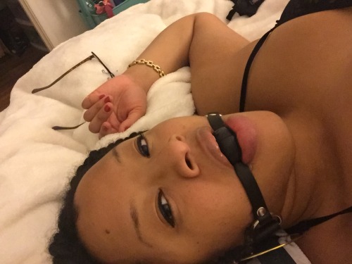 blackfemmerealness:  Forgot to add the middle pic!