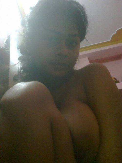 hunterkaamdev:  #Indian, #hotindian #Sexy #huge #boobs #breast #nip #clit #pussy #ass