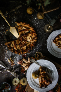 wistfullycountry: Apple Bourbon Pie | Cristiann