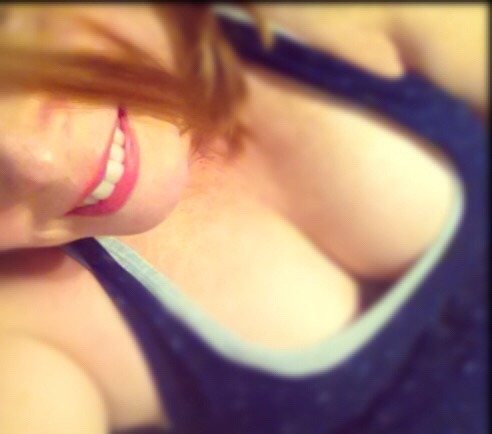 allsportschick:  Keep it sexy tumblrs…. 💋