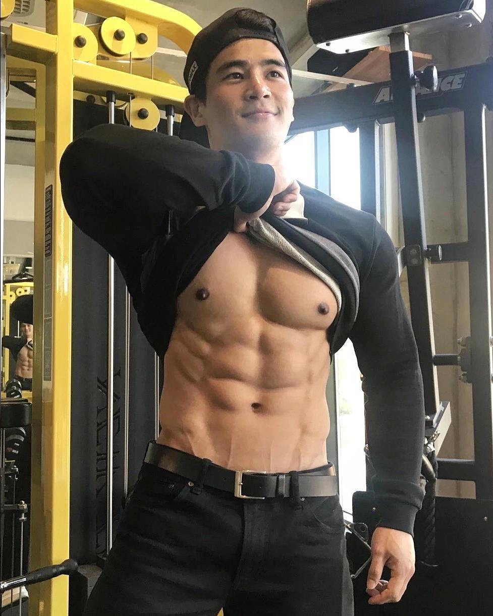   Jun Choi 