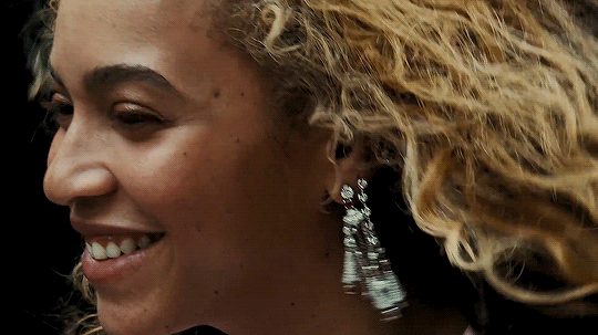 dawn-richard:BEYONCÉ Vogue September Issue Cover Shoot - Behind the scenes