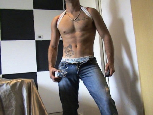 indianlatinoasianblack:  THE SEXIEST MALE porn pictures