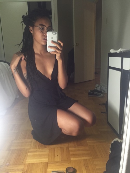 ja-ll:keep that mirror shit on LOCKhere are some of my *best looks in 2015. apparently I wear sneake