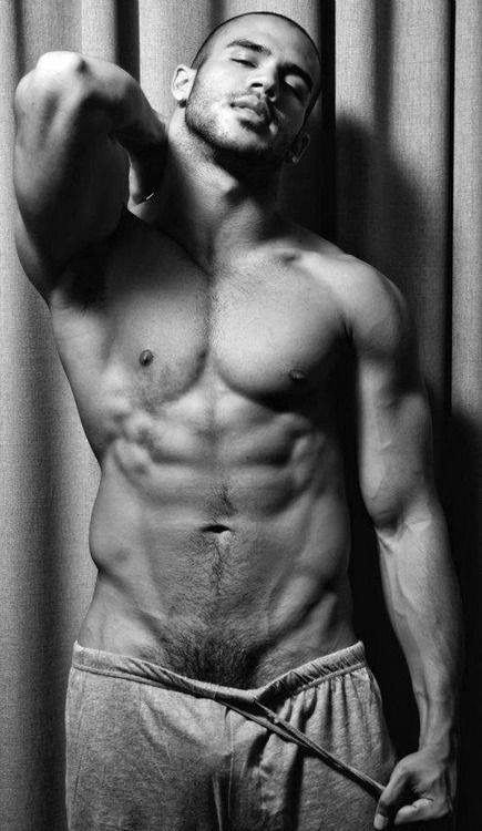 tutoyerlesanges:  http://tutoyerlesanges.tumblr.com/archive