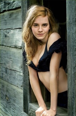 beautyisalsointheoutside:  - Emma Watson
