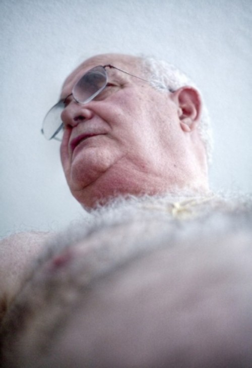 lobito07:  portuga2014:  insidenergy:  paylu:  Mmmmm II  mon amour  WwwoooofffffWonderfull daddy   Hola papa hermoso  que rico seria poder acariciar tu cuerpo