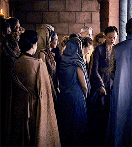 jonerya:Sansa felt curiously light-headed. I am free. She could feel eyes upon her. I must not smile