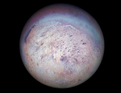 c0caino:Triton, Neptune’s largest moon