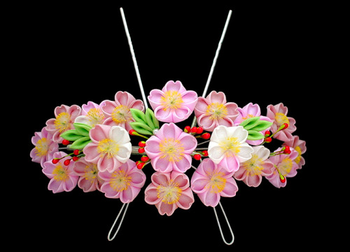 Maiko Kanzashi: Late Spring - April