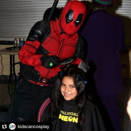 #Repost @kidscancosplay・・・ At our Back To School for Motel Families charity event, Deadpool volunt