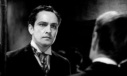 classicfilmblr: Fredric March in Dr. Jekyll and Mr. Hyde (1931)