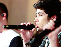  @zaynmalik: &ldquo;Sometimes just the sound of someone’s voice can make you