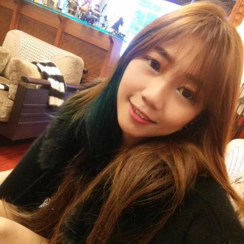 kill4pleasure:sgsweeties2:Follow @sgsweeties2​ for more!!Help to share and reblog :)Aww her face