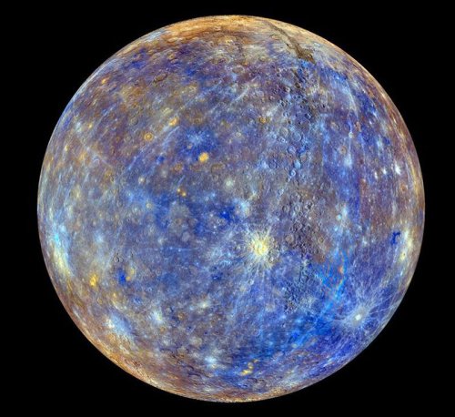 giljethepinkgrinch: sixpenceee: The clearest photo of Mercury ever taken. That’s a giant lapis