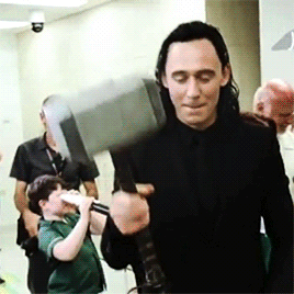 tomloki:Tom actually showed up on set in the Captain America suit. Everybody said “Tom, it’s not act