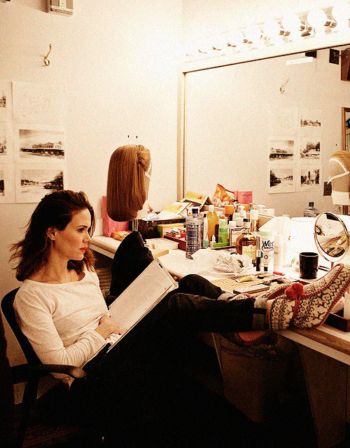 XXX sarrahpaulson:Sarah Paulson at the backstage photo