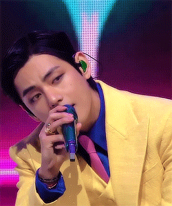 Taehyung X Golden Disk Awards