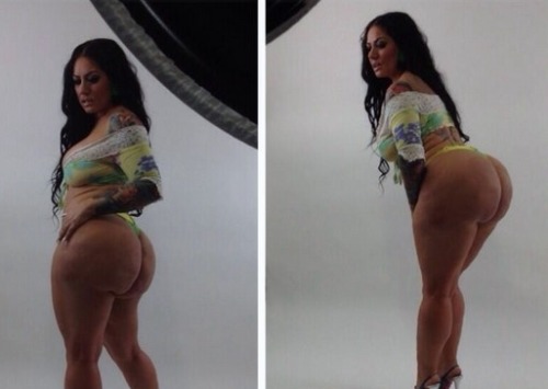 planetmansexxxy:  ELKE THE STALLION