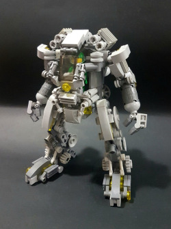 pimpmybricks:  Lego Exo-suit X by napoleondynamite57