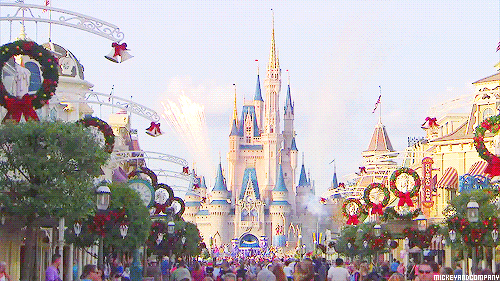 mickeyandcompany:  Christmas decoration at Main Street USA (x) 
