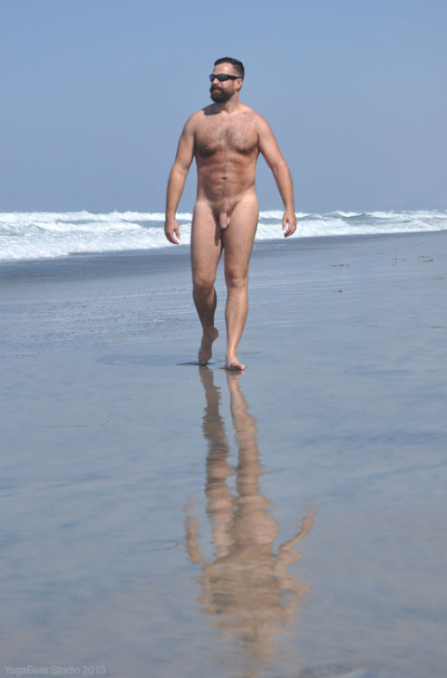 mikesmeatmarket:  jrodrig8:  Fuck me  Hell yeah 