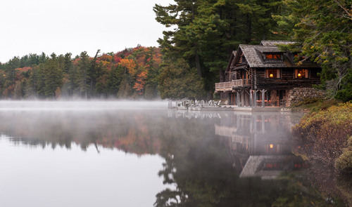 bluepueblo:Lake House, The Adirondacks, New Yorkphoto via mncountry