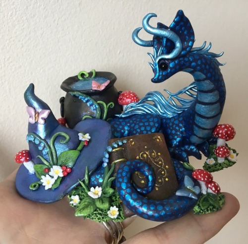 sosuperawesome:Miniature Dragons Moon Bright Miniatures Etsy
